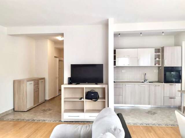 Апартаменты Apartments Nirgilija Тиват-7