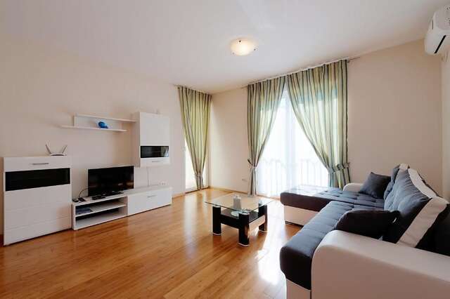 Апартаменты Apartments Nirgilija Тиват-52